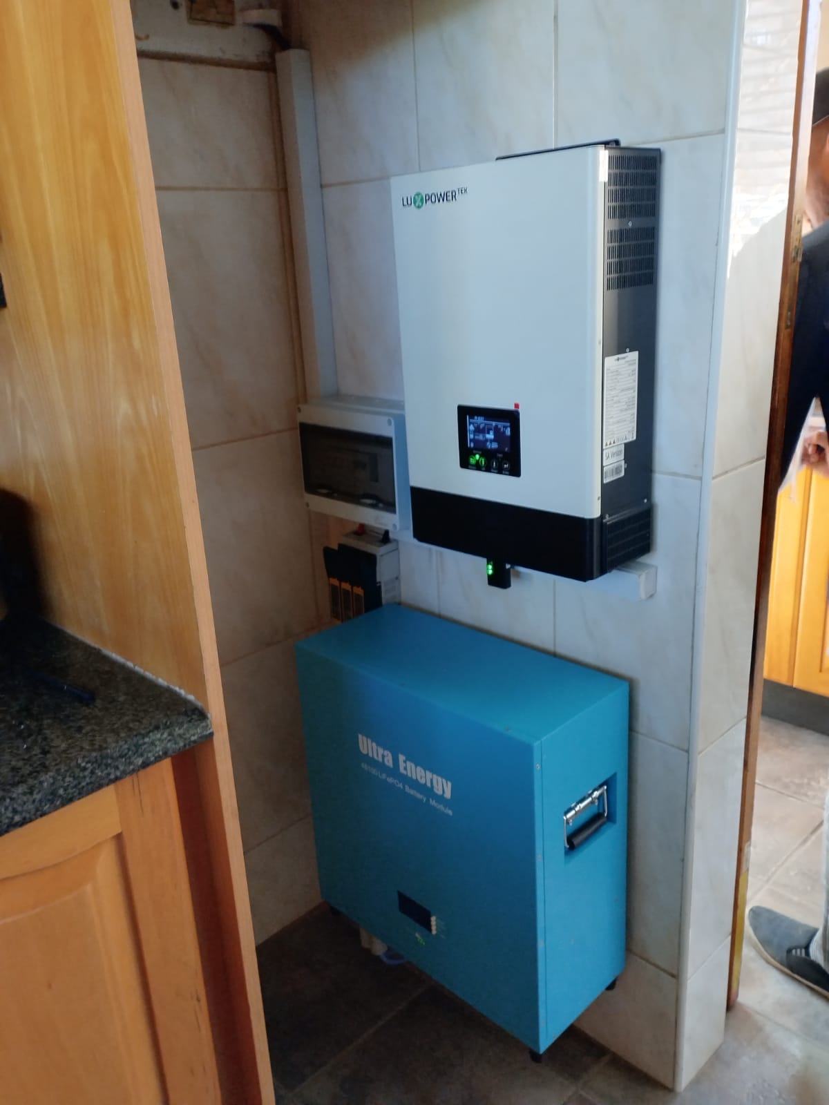 48V Back Up System: 5KW Inverter & 5KW Lithium Battery + Installation (5 Years Warranty) For All Household Appliances Except Stove & Geyser